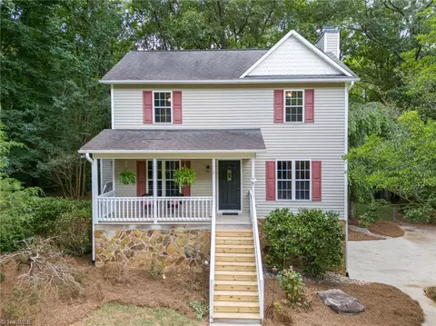 994 Moore Rd, Asheboro, NC 27205