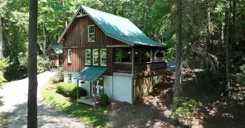 375 Carolina Rd, Millers Creek, NC 28651