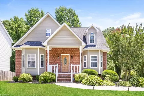 830 Trillium Ln, Winston Salem, NC 27127