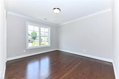 Bedroom - 2678 Splitbrooke Dr, High Point, NC 27265 photo 6 of 9