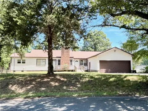5589 Kerwin Cir, Kernersville, NC 27284