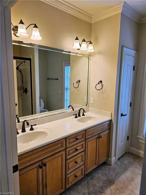 Bath - 115 Oleander Dr, Bermuda Run, NC 27006 photo 1 of 3