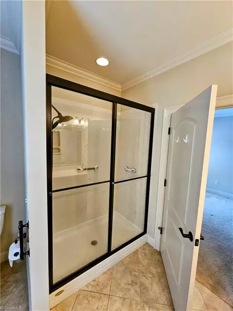 Bath - 115 Oleander Dr, Bermuda Run, NC 27006 photo 2 of 3