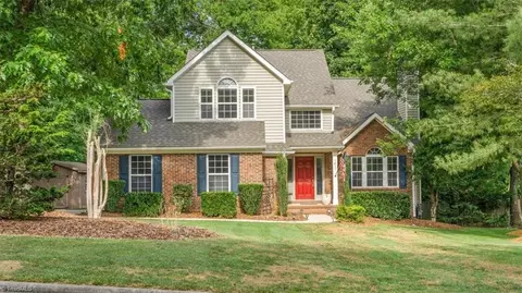 5835 Green Meadow Dr, Greensboro, NC 27410