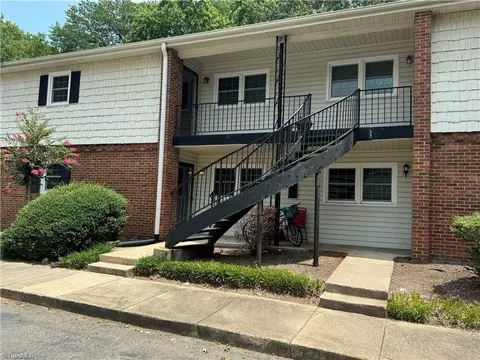 219 Northpoint Ave #G, High Point, NC 27262