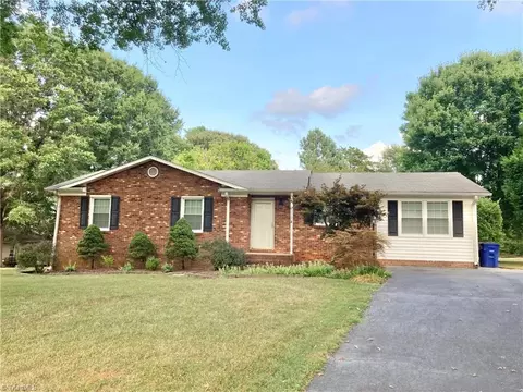 1779 Ryefield Ct, Kernersville, NC 27284