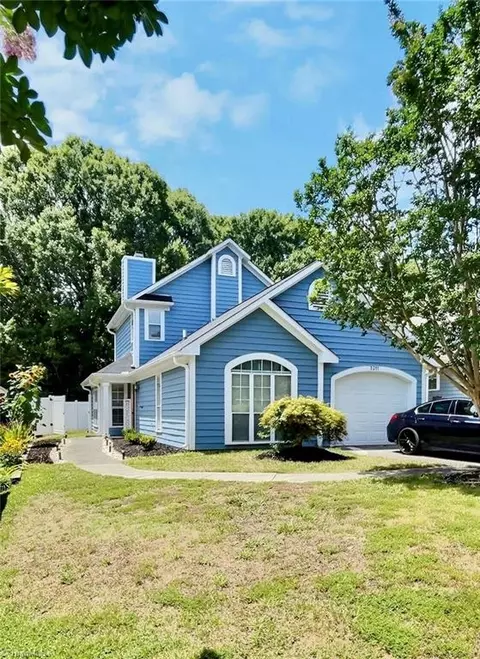3211 Pipers Way, High Point, NC 27265