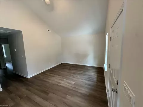 Living - 806 Pinecroft St, High Point, NC 27260 photo 2 of 2