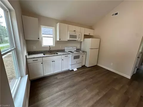 Kitchen - 806 Pinecroft St, High Point, NC 27260 photo 1 of 2