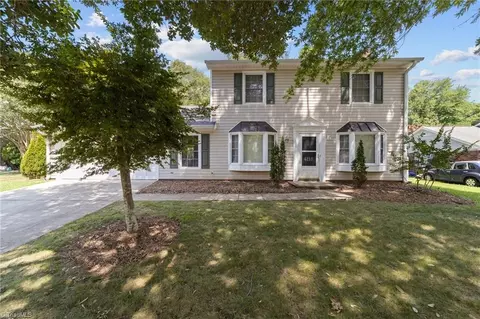 4118 Silver Fox Ct, High Point, NC 27265