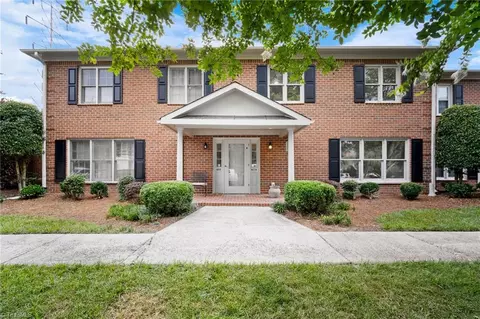 4175 Lytchfield Ct, Winston Salem, NC 27104