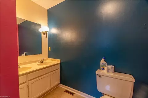 Bath - 232 C Northpoint Ave, High Point, NC 27262 photo 1 of 2