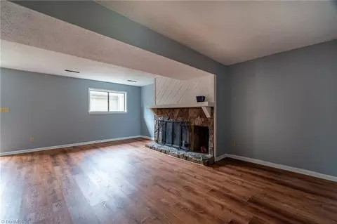 Living - 232 C Northpoint Ave, High Point, NC 27262 photo 5 of 6