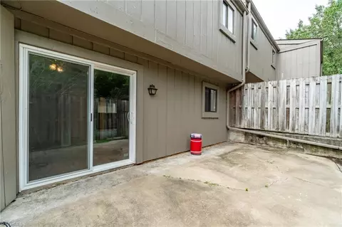 Exterior - 232 C Northpoint Ave, High Point, NC 27262 photo 3 of 7