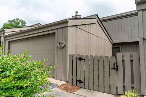 232 C Northpoint Ave, High Point, NC 27262