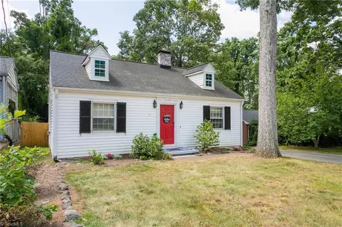 407 Spring St, Thomasville, NC 27360
