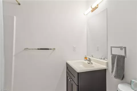 442 Devonshire St E, Winston Salem, NC 27127 photo 14