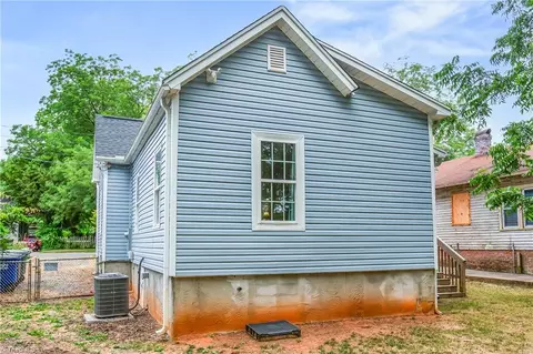 442 Devonshire St E, Winston Salem, NC 27127 photo 24