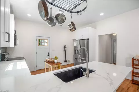 442 Devonshire St E, Winston Salem, NC 27127 photo 9