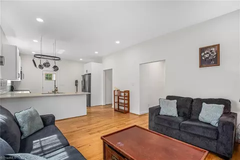 442 Devonshire St E, Winston Salem, NC 27127 photo 7