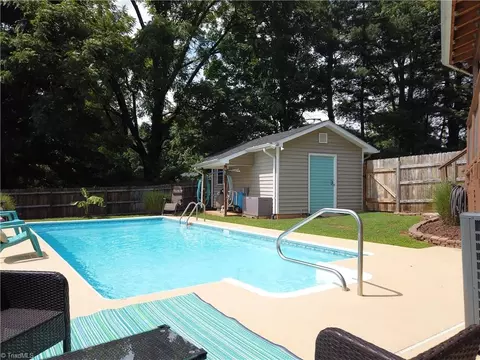229 Hawkins Dr, Moravian Falls, NC 28654