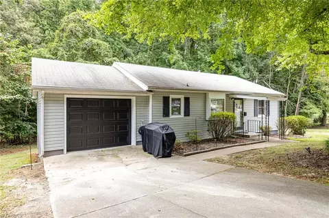 Exterior - 3800 Payne Rd, High Point, NC 27265 photo 4 of 8