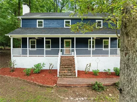 1474 Old Coach Rd, Kernersville, NC 27284