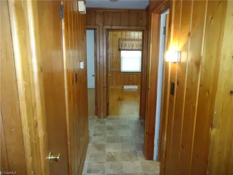 490 Main St S, Denton, NC 27239 photo 6