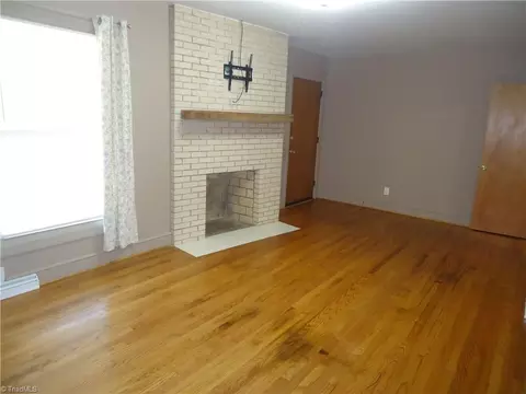 490 Main St S, Denton, NC 27239 photo 2