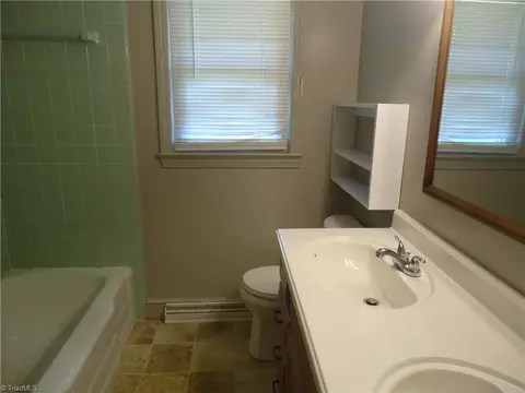 490 Main St S, Denton, NC 27239 photo 7
