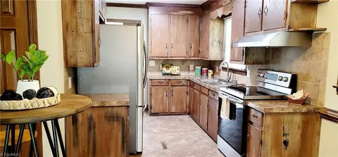 1741 Mitchell Rd, Pilot Mountain, NC 27041 photo 5