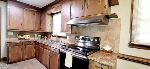 1741 Mitchell Rd, Pilot Mountain, NC 27041 photo 6