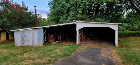 1741 Mitchell Rd, Pilot Mountain, NC 27041 photo 25