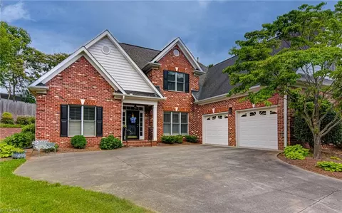 273 Hollin Way, Winston Salem, NC 27104