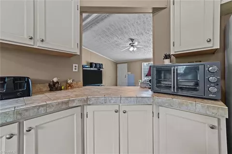 4134 Oak Haven Dr, Trinity, NC 27370 photo 8
