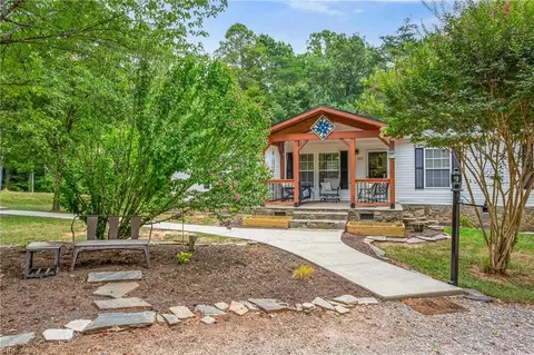 1067 Flynn Farm Rd, Madison, NC 27025
