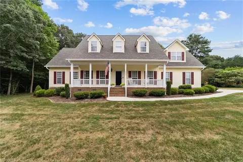 3207 Annry Dr, Summerfield, NC 27358
