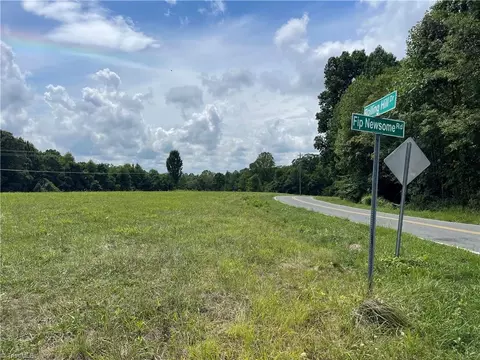 19 94 Fip Newsome Rd, Tobaccoville, NC 27050