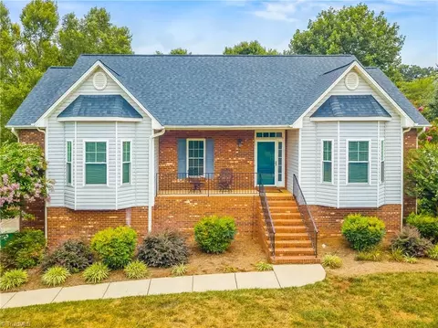 100 Wellesley Place Ct, Lewisville, NC 27023