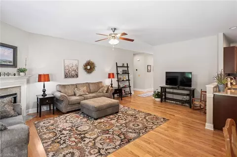 Living - 6284 Queens Gate Ct, Clemmons, NC 27012 photo 2 of 2