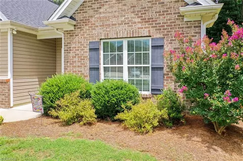 Exterior - 6284 Queens Gate Ct, Clemmons, NC 27012 photo 5 of 5