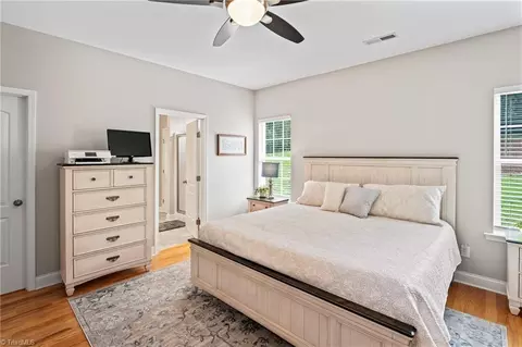 Bedroom - 6284 Queens Gate Ct, Clemmons, NC 27012 photo 1 of 6