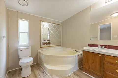 1025 Mabel Ln, Pinnacle, NC 27043 photo 21
