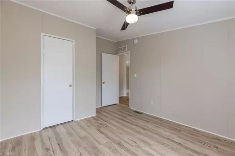 1025 Mabel Ln, Pinnacle, NC 27043 photo 25