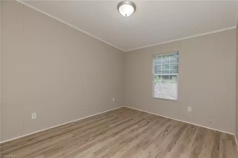 1025 Mabel Ln, Pinnacle, NC 27043 photo 24