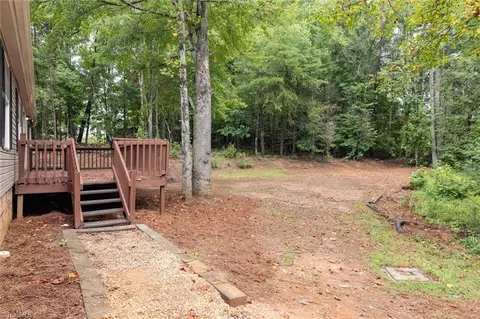 1025 Mabel Ln, Pinnacle, NC 27043 photo 30