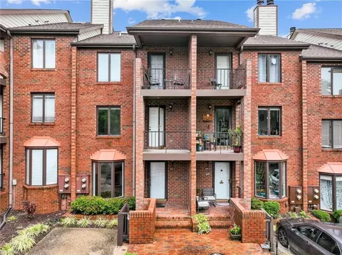 100 Wafco Ln #F, Greensboro, NC 27401