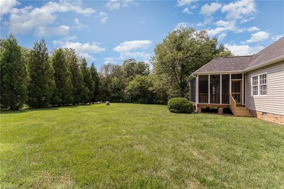 Exterior - 7403 Greenlawn Dr, Summerfield, NC 27358 photo 7 of 8