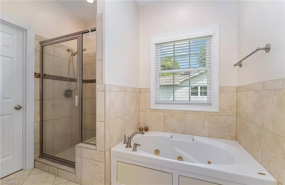 Bath - 7403 Greenlawn Dr, Summerfield, NC 27358 photo 2 of 3