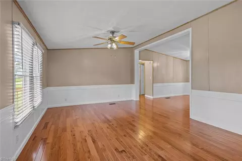 109 Pishner Dr, Harmony, NC 28634 photo 7